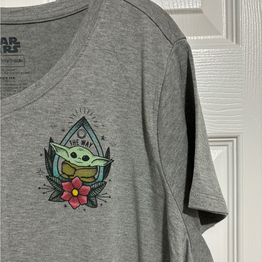 Star Wars Grogu Baby Yoda tee
